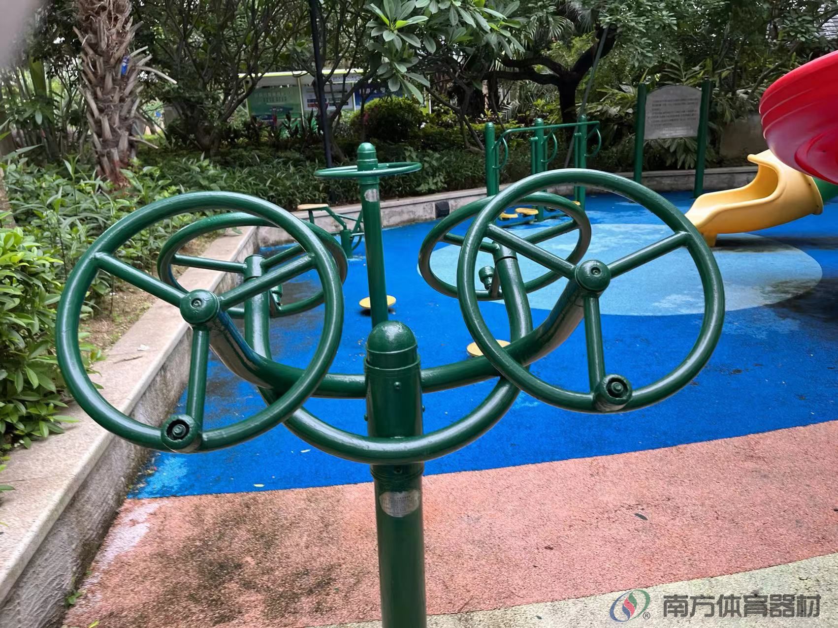 万科金域蓝湾小区内部(图10)