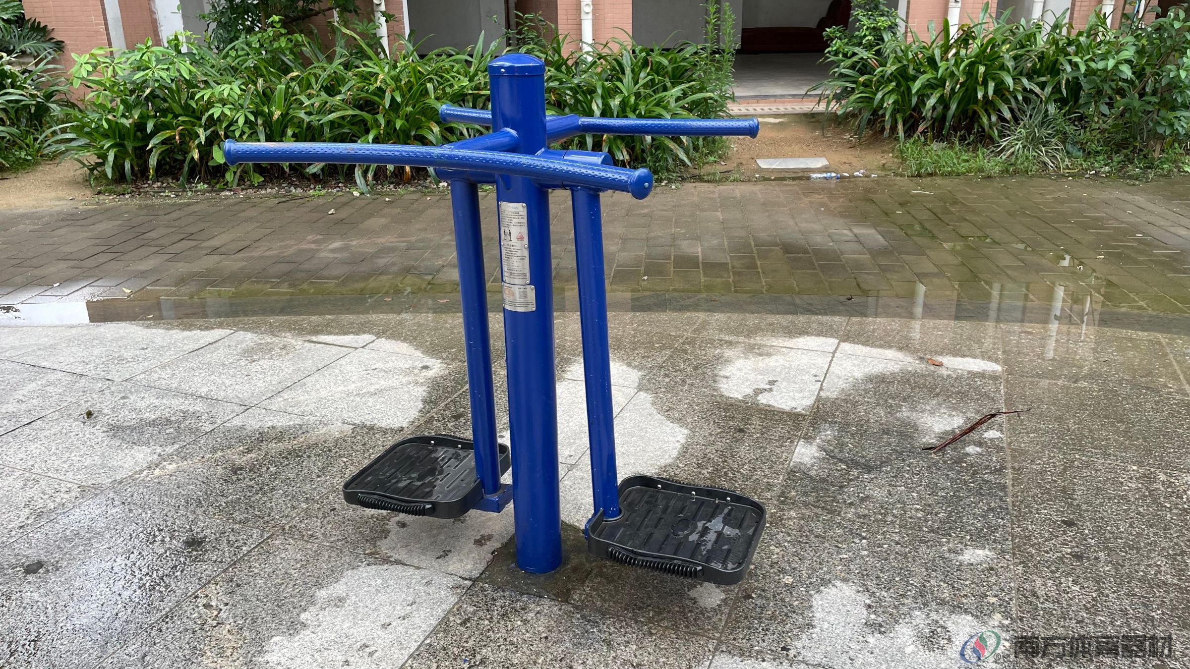 前山新城6栋全民健身路径工程(图8)