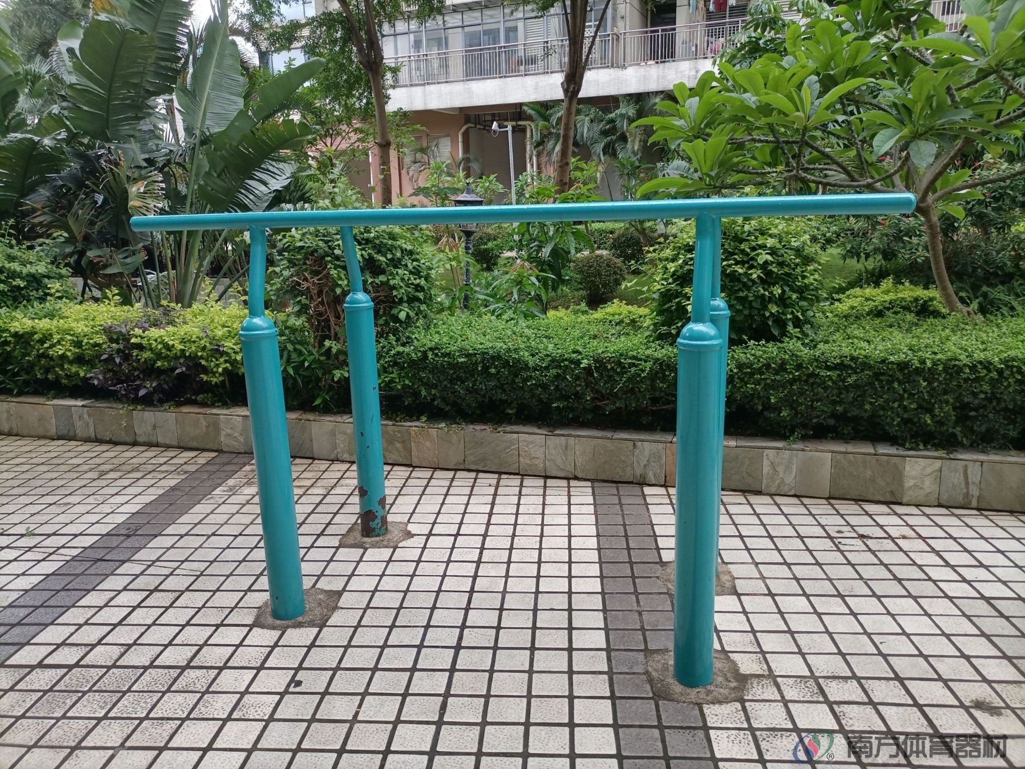 湖光山色小区(图12) 湖光山色小区(图12)