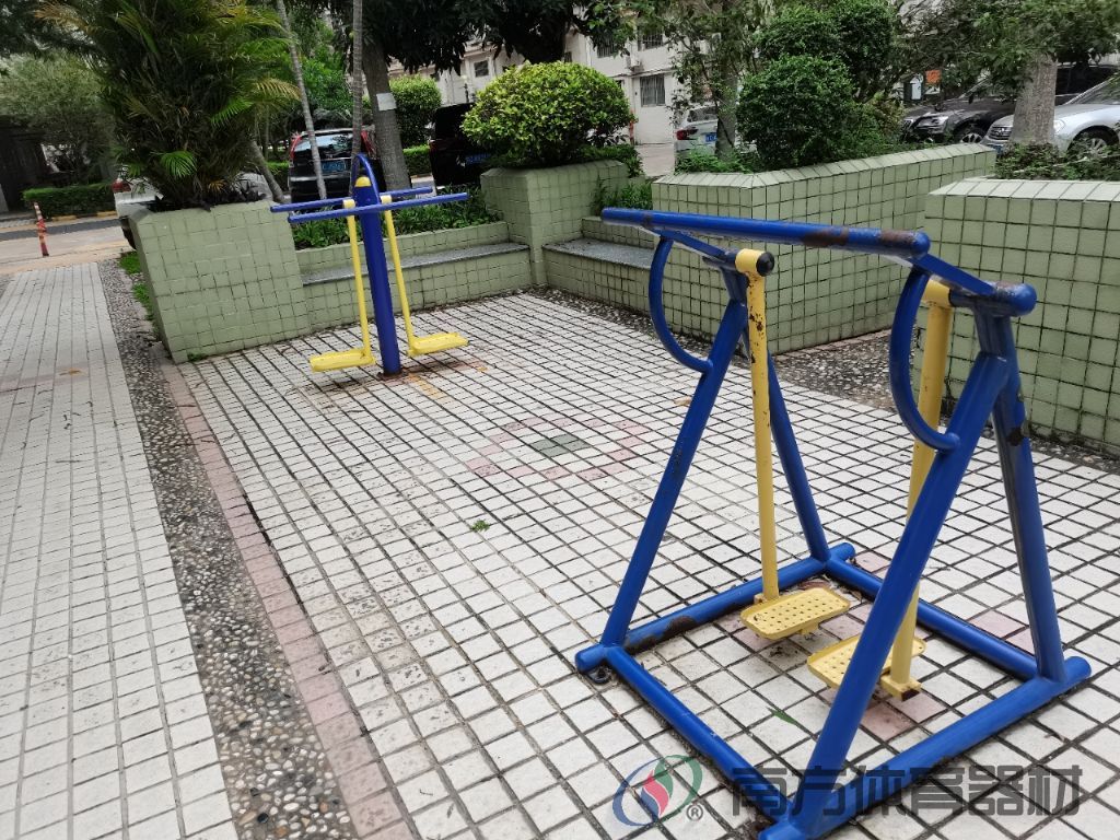 怡景花园(图1) 怡景花园(图1)