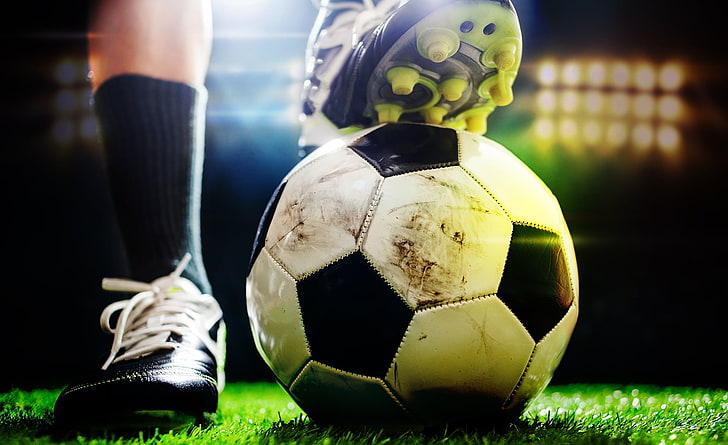 乒乓球台台面什么材料好